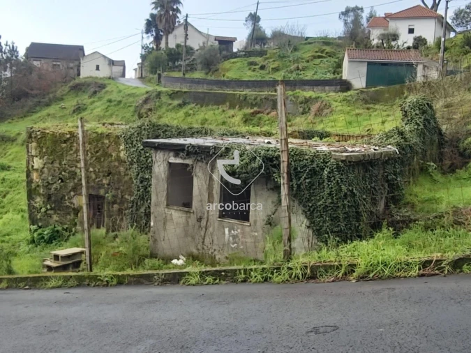 Moradia T2 para Venda em Arcozelo Foto 8