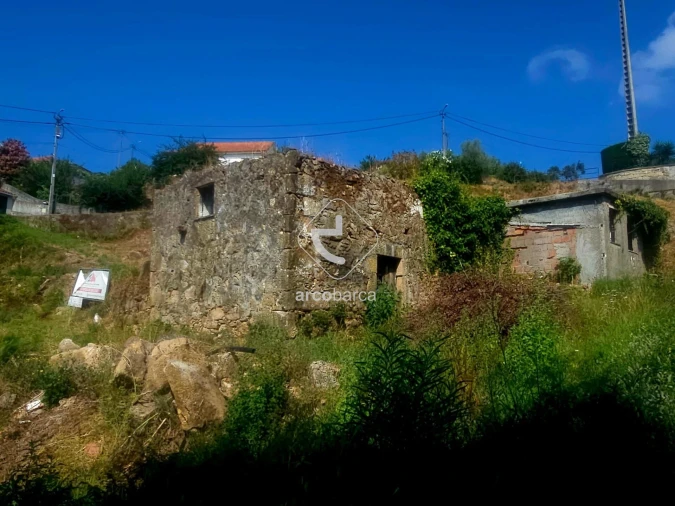 Moradia T3 para Venda em Arcozelo Foto 31