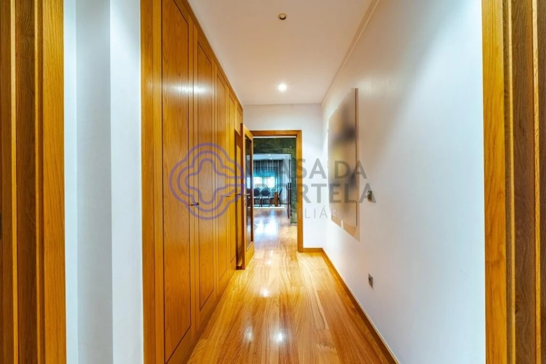 Apartamento T3 para Venda em Mafamude e Vilar do Paraíso Foto 22