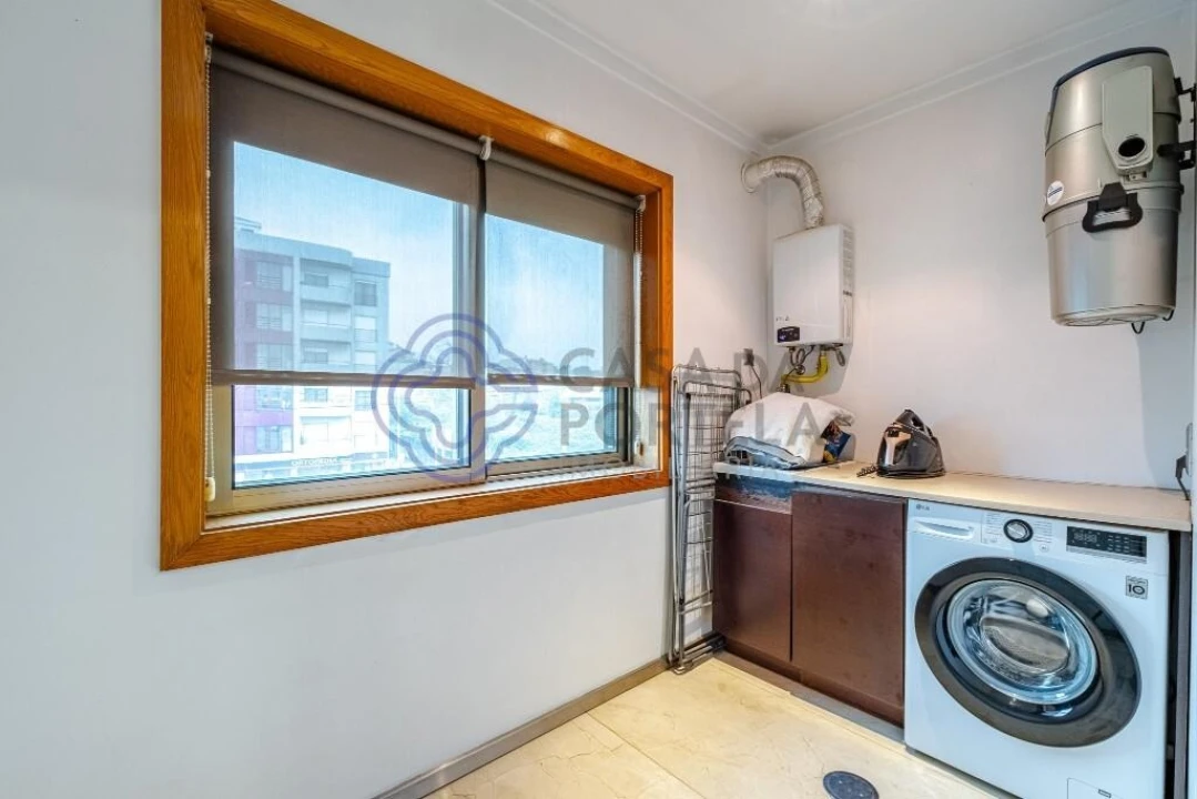 Apartamento T3 para Venda em Mafamude e Vilar do Paraíso Foto 18
