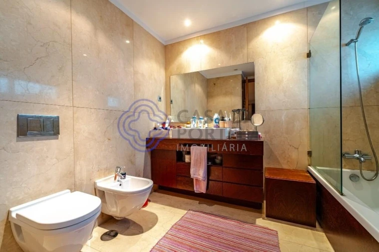 Apartamento T3 para Venda em Mafamude e Vilar do Paraíso Foto 25