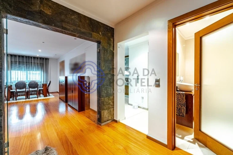 Apartamento T3 para Venda em Mafamude e Vilar do Paraíso Foto 7