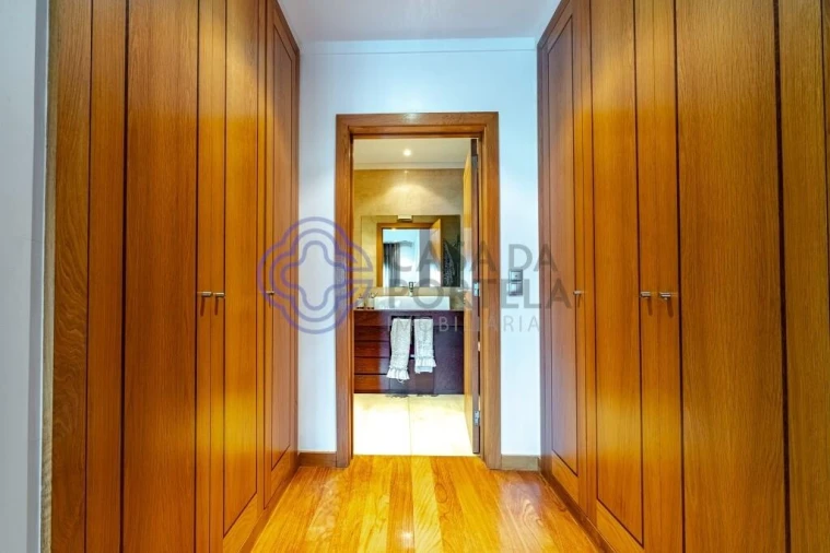 Apartamento T3 para Venda em Mafamude e Vilar do Paraíso Foto 32