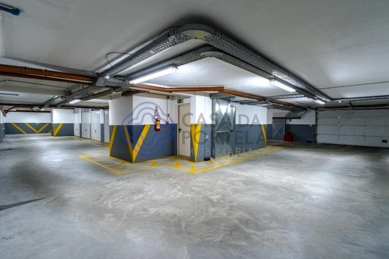 Apartamento T3 para Venda em Mafamude e Vilar do Paraíso Foto 36