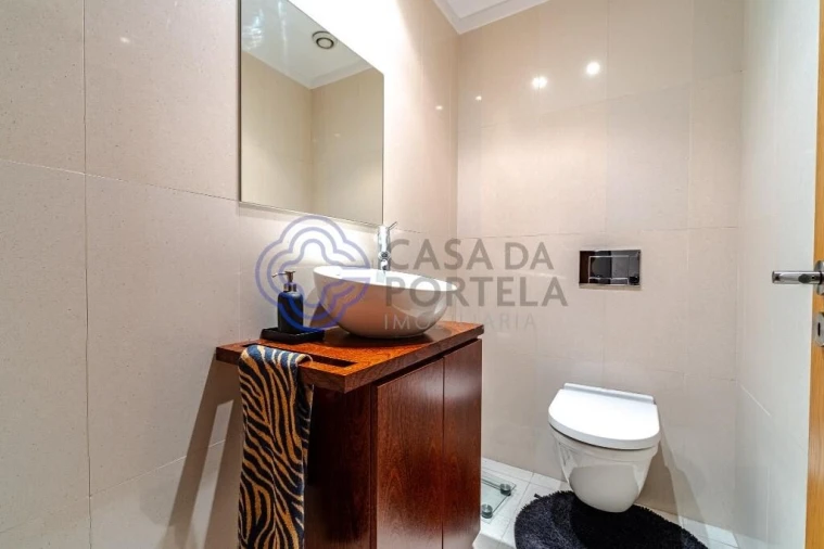 Apartamento T3 para Venda em Mafamude e Vilar do Paraíso Foto 6