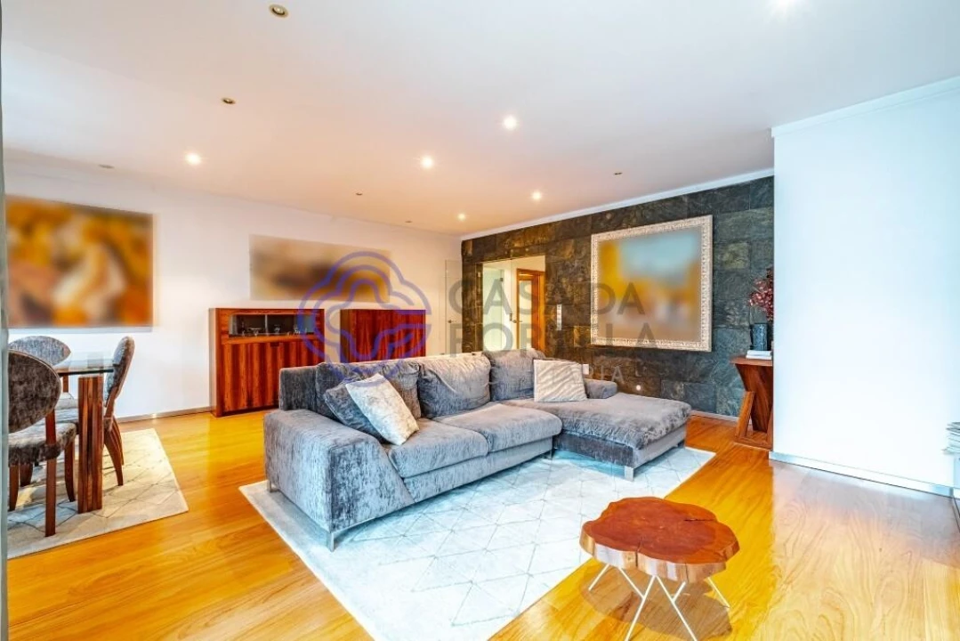 Apartamento T3 para Venda em Mafamude e Vilar do Paraíso Foto 11