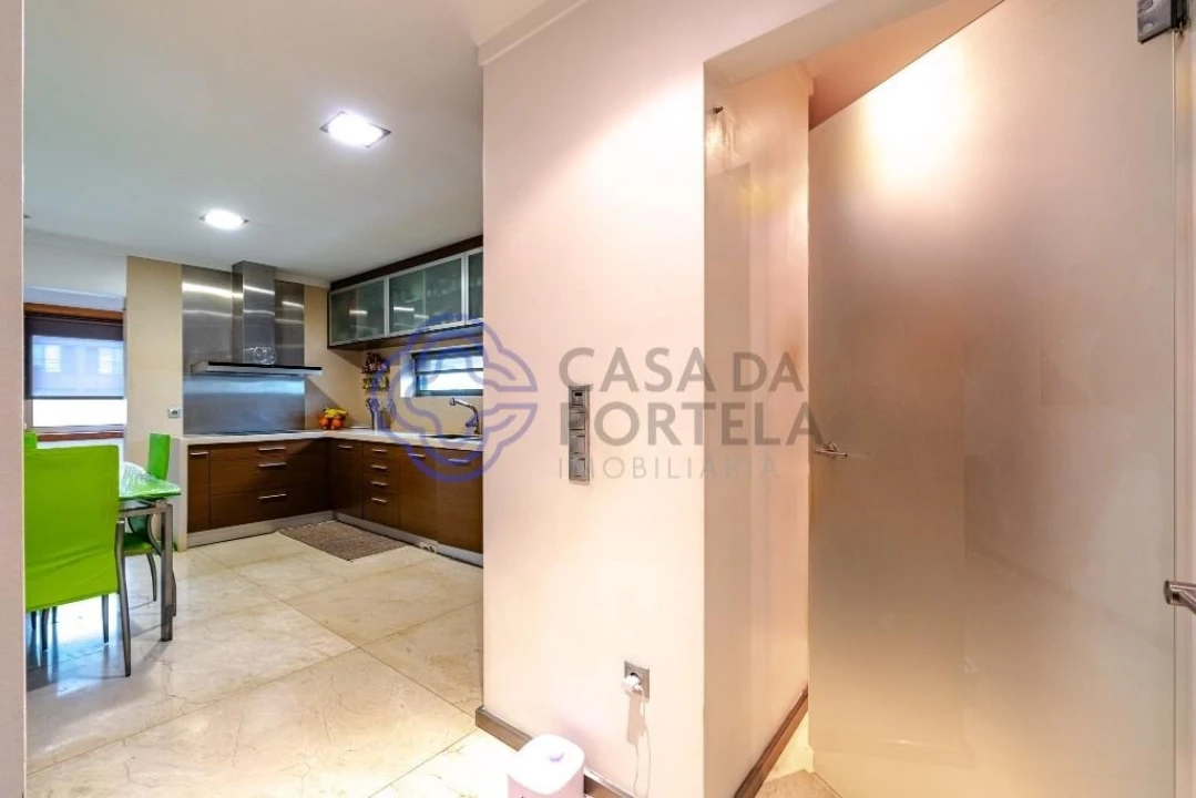 Apartamento T3 para Venda em Mafamude e Vilar do Paraíso Foto 20