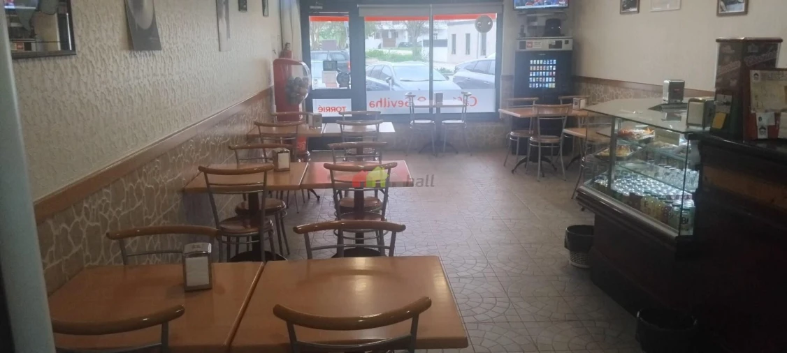 Loja para Trespasse em Moita Foto 8