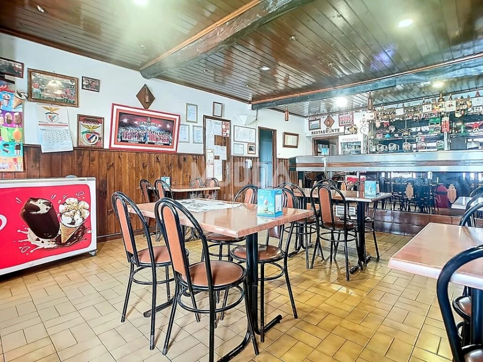 Negócio para Venda em Boticas e Granja Foto 5