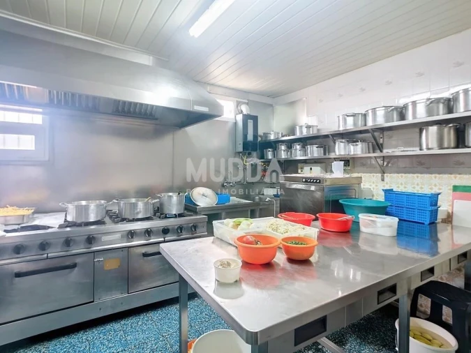 Negócio para Venda em Boticas e Granja Foto 13