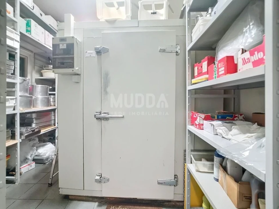 Negócio para Venda em Boticas e Granja Foto 9