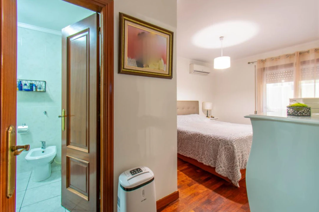 Apartamento T2 para Venda em Rio Tinto Foto 9