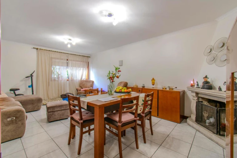 Apartamento T2 para Venda em Rio Tinto Foto 10