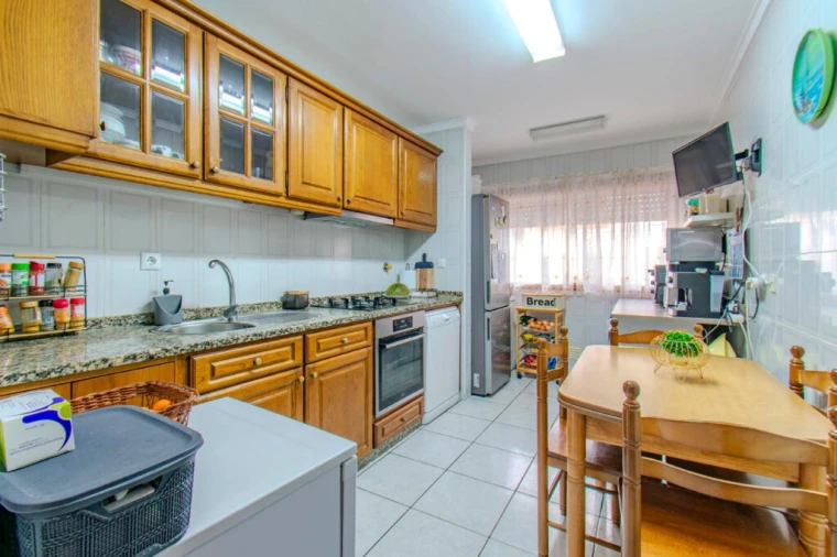 Apartamento T2 para Venda em Rio Tinto Foto 1