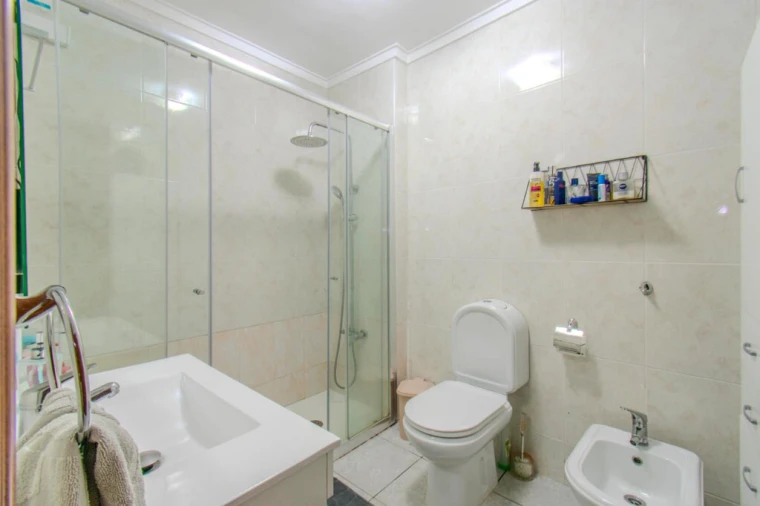 Apartamento T2 para Venda em Rio Tinto Foto 14