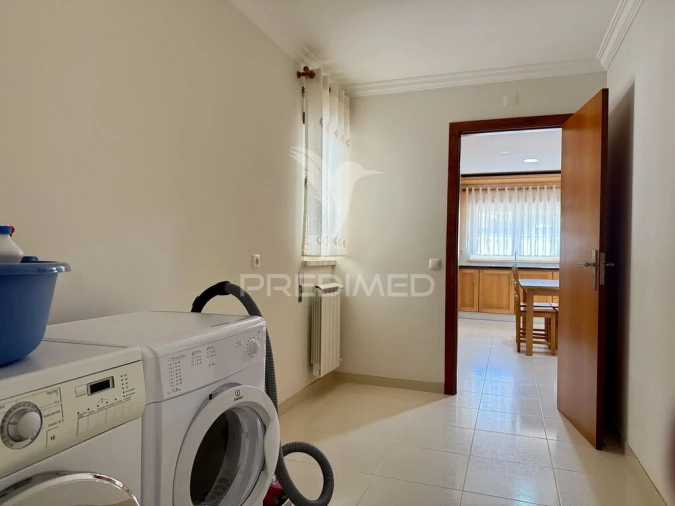 Moradia T4 para Venda em São Mamede Foto 16