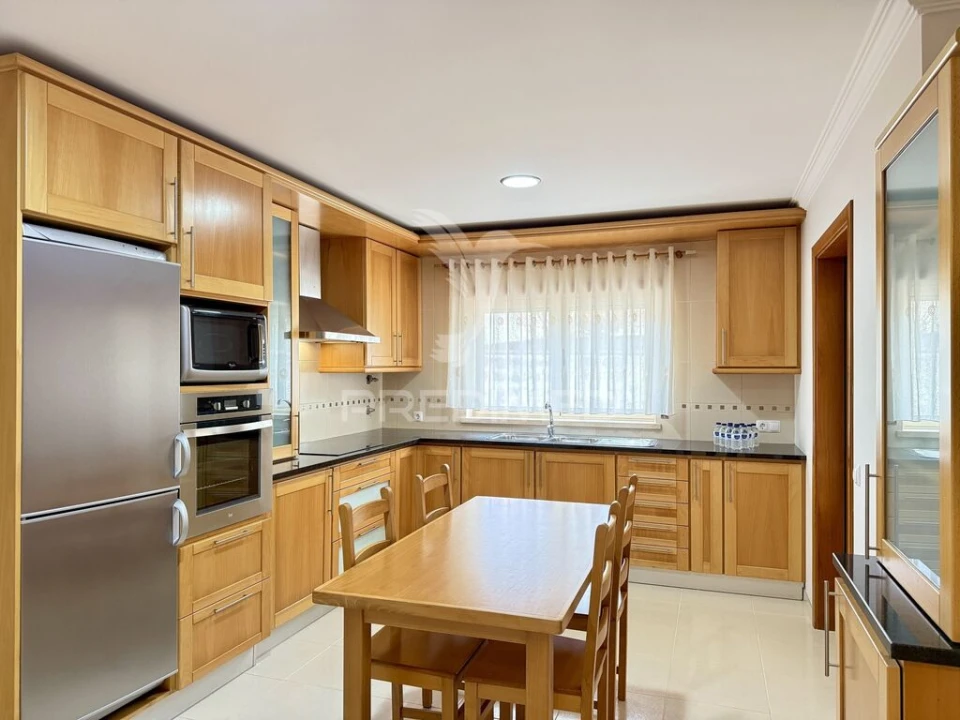 Moradia T4 para Venda em São Mamede Foto 13