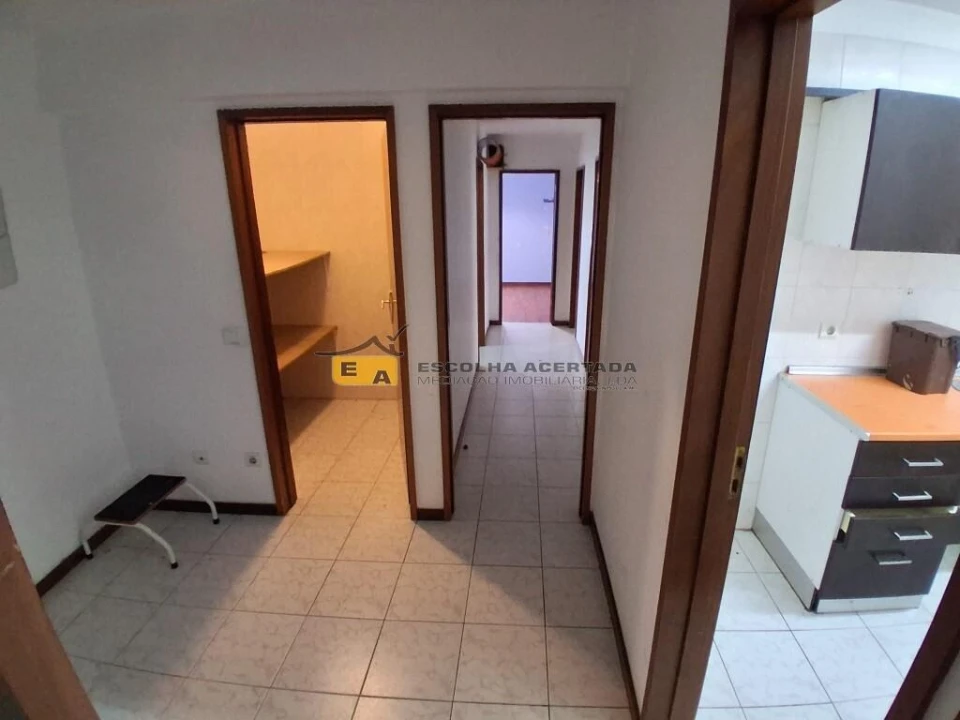 Apartamento T3 para Venda em Baguim do Monte (Rio Tinto) Foto 16