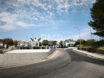 Loja para Trespasse em Carnaxide e Queijas
