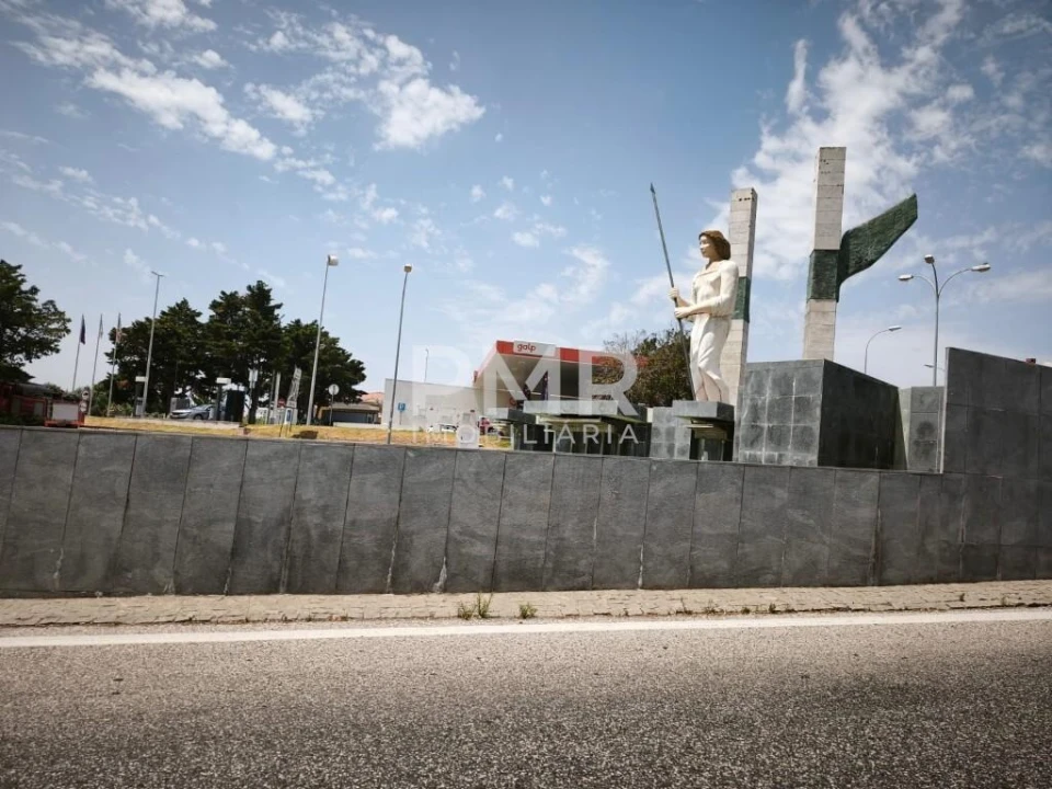 Loja para Trespasse em Carnaxide e Queijas Foto 20