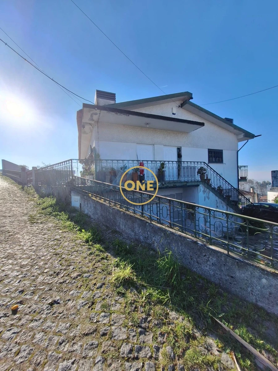 Moradia T5 para Venda em Lagares e Figueira Foto 2