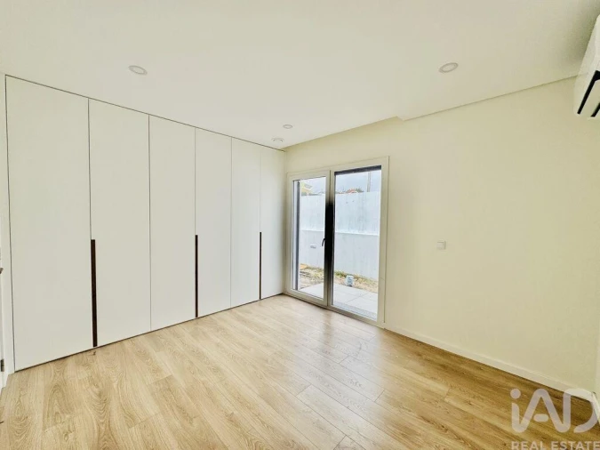 Moradia para Venda em Fernao Ferro Foto 8