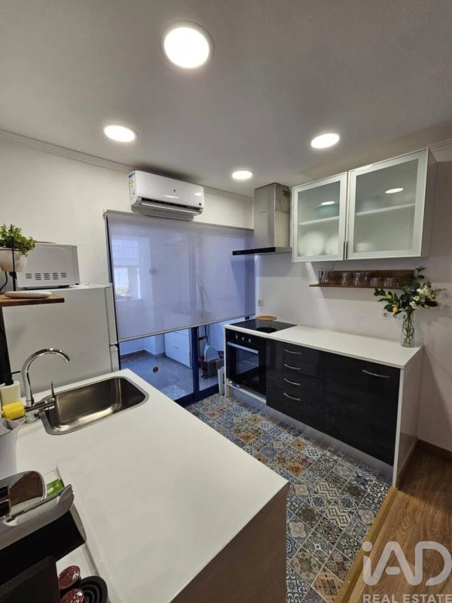Apartamento T1 para Venda em Portimão Foto 5