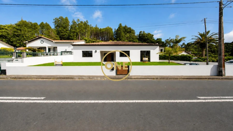Moradia T3 para Venda em Furnas