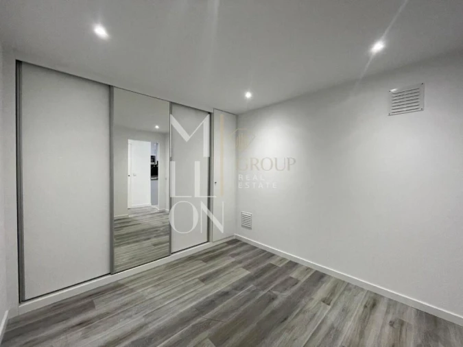 Apartamento T1 para Venda em Caniço Foto 19