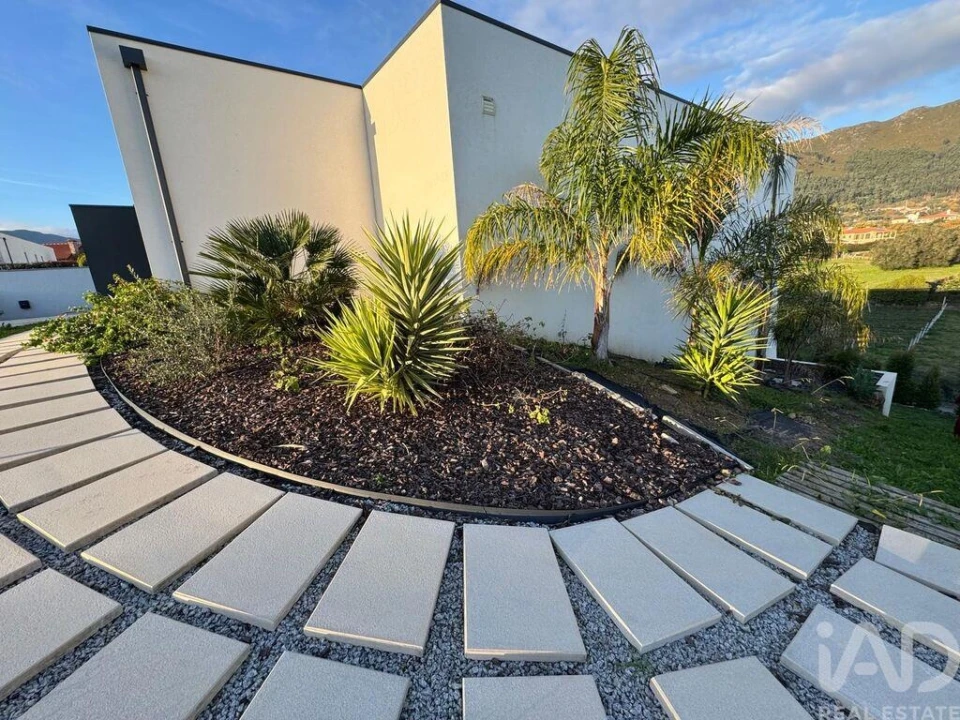 Moradia T4 para Venda em Cabração e Moreira do Lima Foto 20