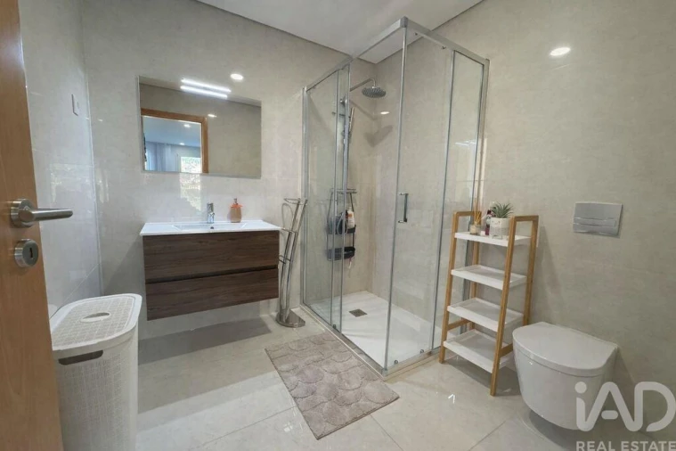 Moradia T4 para Venda em Cabração e Moreira do Lima Foto 16