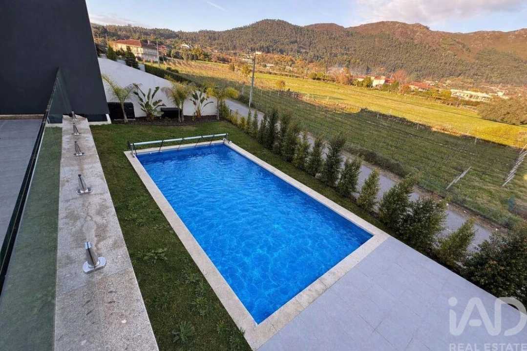 Moradia T4 para Venda em Cabração e Moreira do Lima Foto 21