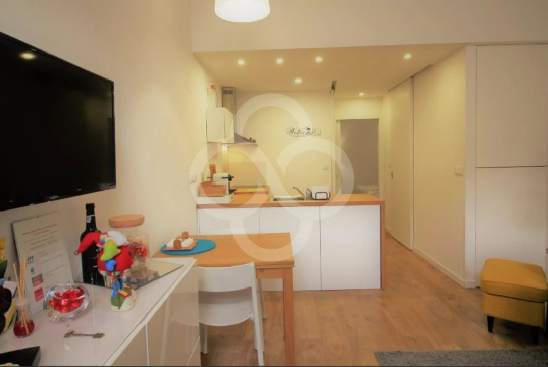 Apartamento T1 para Venda em Misericórdia Foto 6