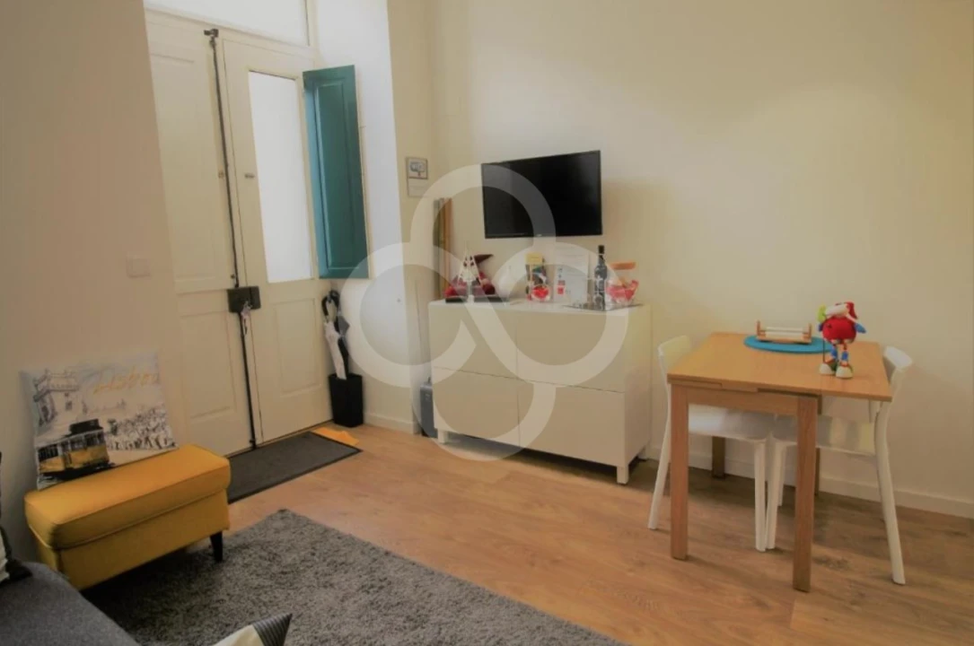 Apartamento T1 para Venda em Misericórdia Foto 7