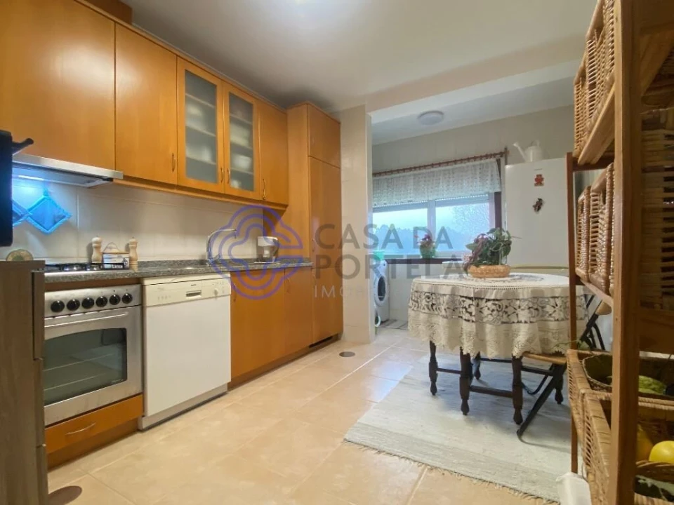 Apartamento T2 para Venda em Santa Maria da Feira, Travanca, Sanfins e Espargo Foto 10