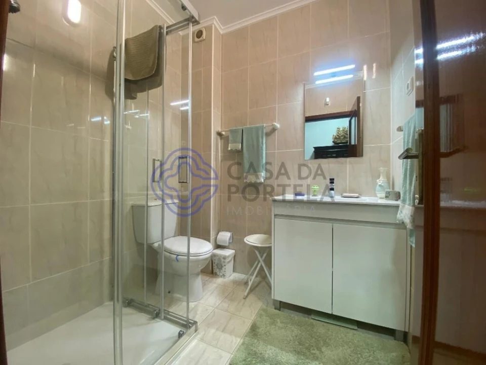 Apartamento T2 para Venda em Santa Maria da Feira, Travanca, Sanfins e Espargo Foto 16