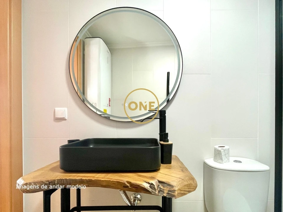 Moradia T2 para Venda em Cepos e Teixeira Foto 10