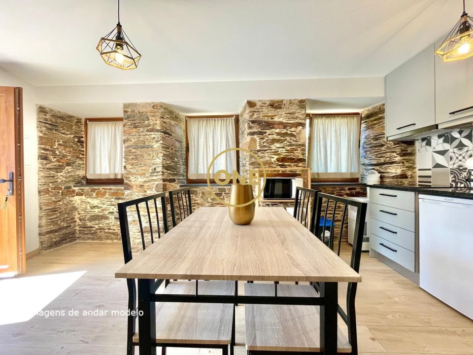 Moradia T2 para Venda em Cepos e Teixeira Foto 25