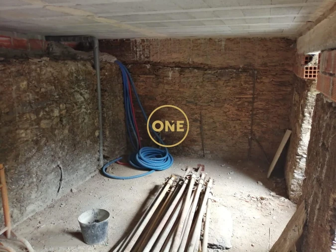 Moradia T2 para Venda em Cepos e Teixeira Foto 5