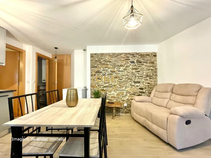 Moradia T2 para Venda em Cepos e Teixeira Foto 23