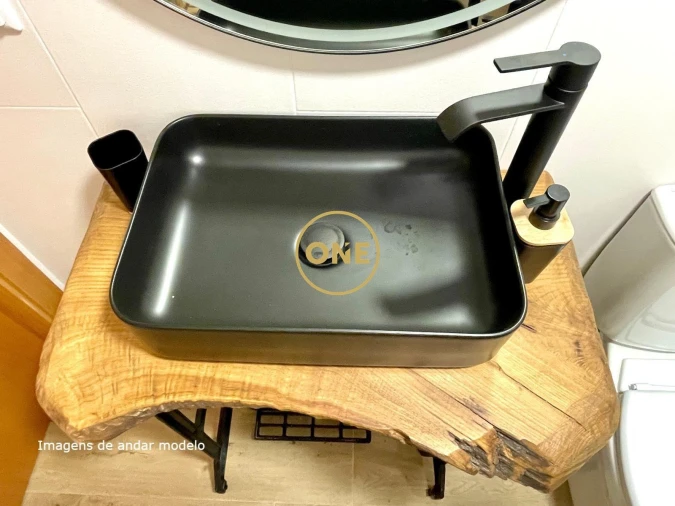 Moradia T2 para Venda em Cepos e Teixeira Foto 14