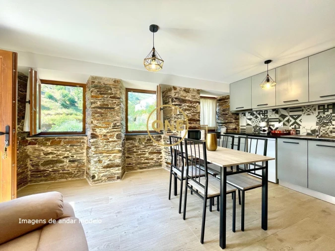 Moradia T2 para Venda em Cepos e Teixeira Foto 21