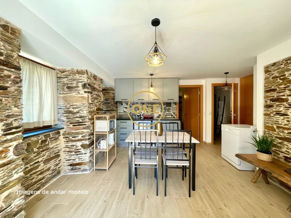 Moradia T2 para Venda em Cepos e Teixeira Foto 30