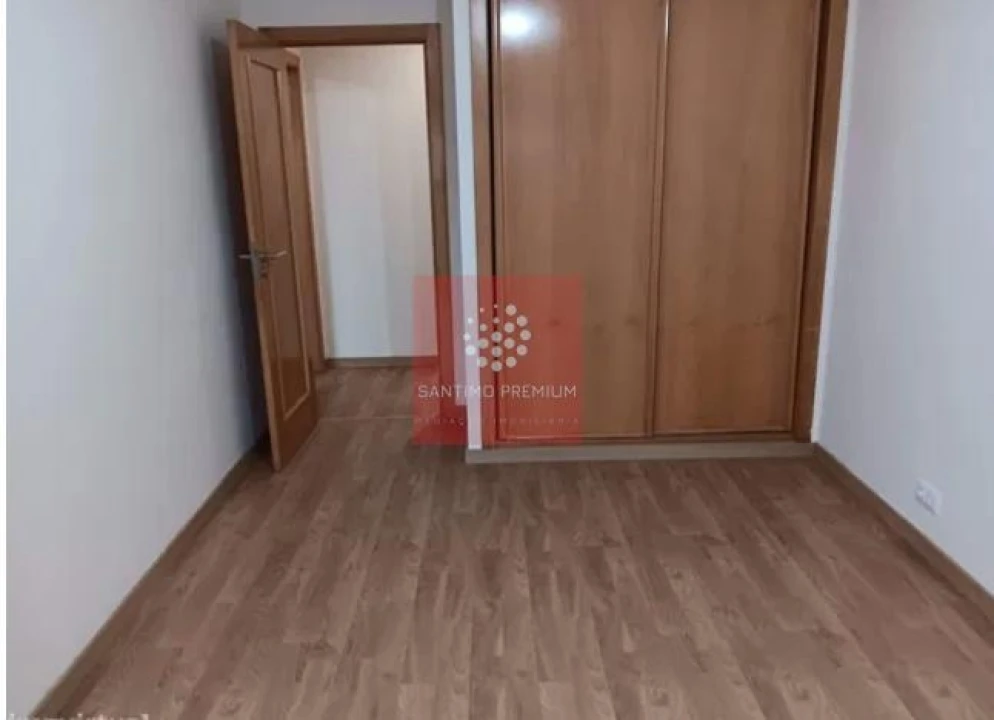 Apartamento T3 para Venda em Rio de Mouro Foto 20