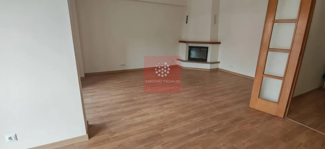 Apartamento T3 para Venda em Rio de Mouro Foto 1