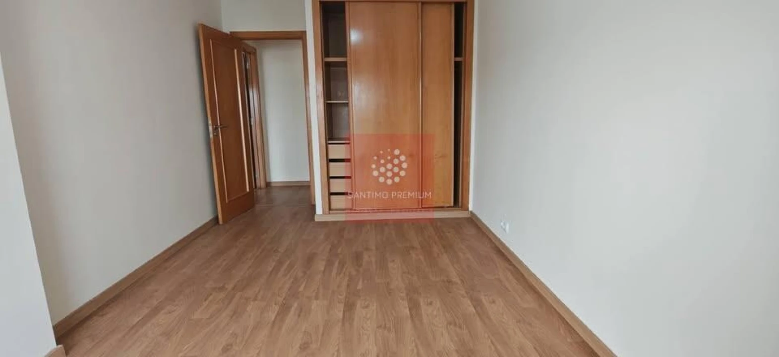 Apartamento T3 para Venda em Rio de Mouro Foto 6