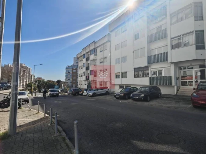 Apartamento T2 para Venda em Queluz e Belas Foto 11