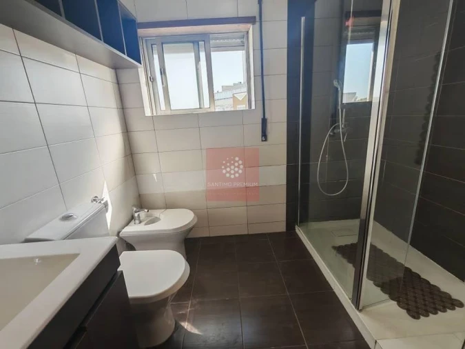 Apartamento T2 para Venda em Queluz e Belas Foto 8