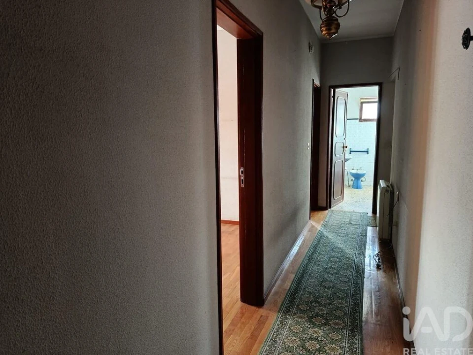 Moradia T3 para Venda em Livração Foto 12