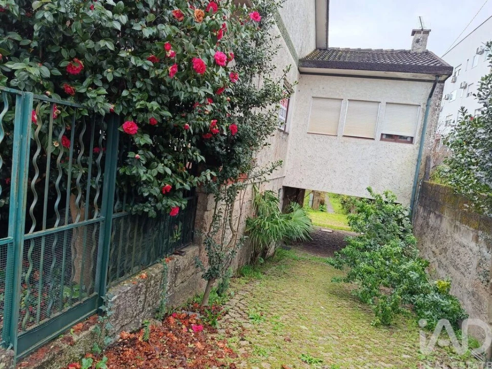 Moradia T3 para Venda em Livração Foto 4